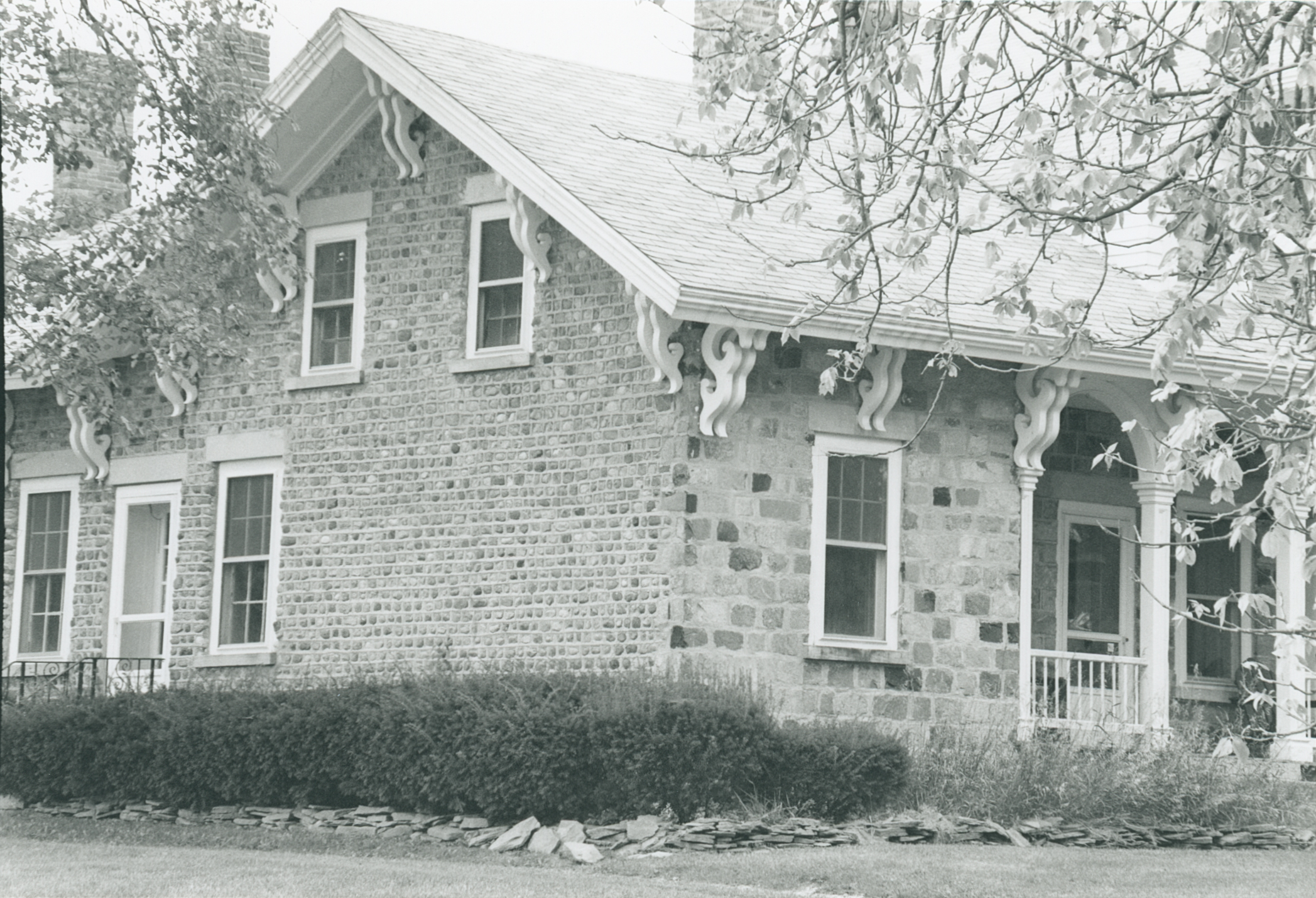 Fra-1 11700 North Adrian Rd 1